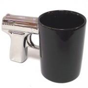 Кружка "Пистолет" черная с серебристой ручкой