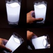svetilnik_stakan_s_molokom.jpeg